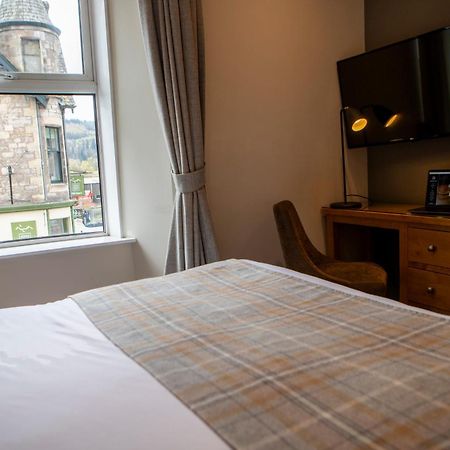 Mckays Hotel Питлохри Экстерьер фото